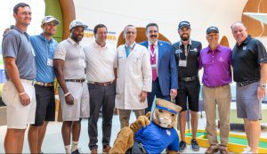Health: doctors and athletes smiling at the camera